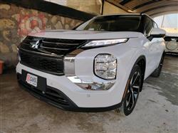 ميتسوبيشي اوتلاندر